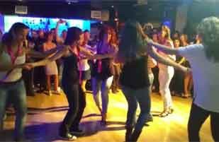 2016 Festival de ruedas - Salsa rosa