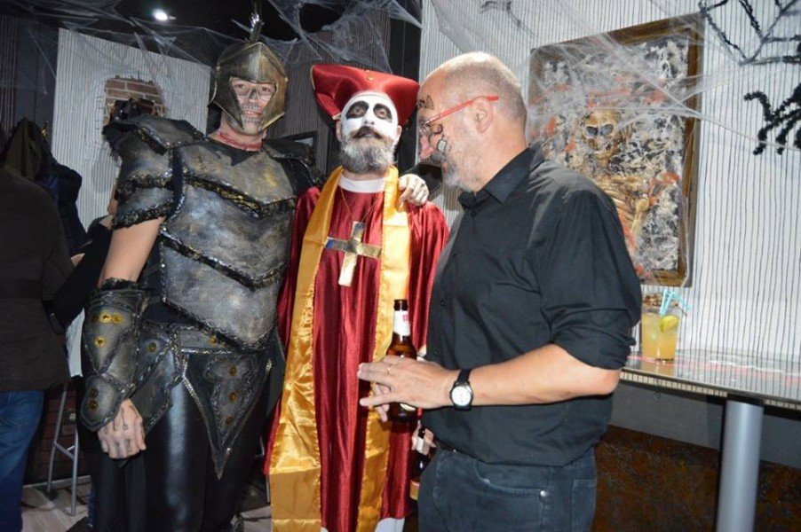 2016-halloween-82
