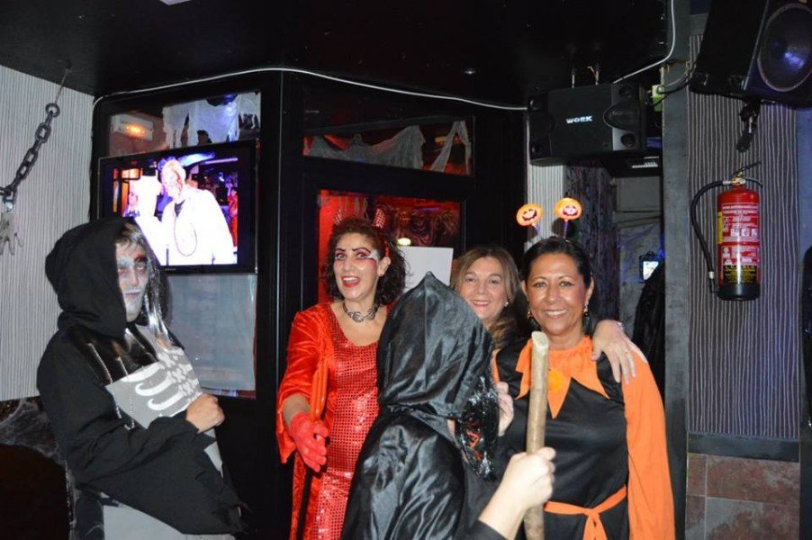 2016-halloween-86